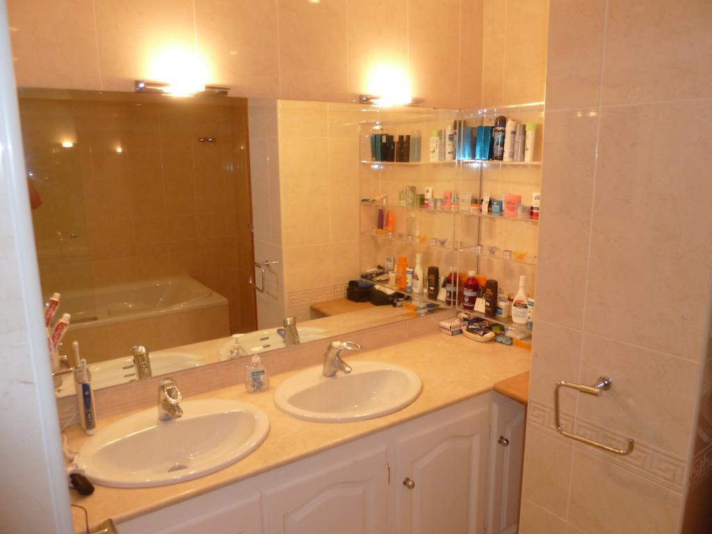 Villa Maxine ماربيا الغرفة الصورة