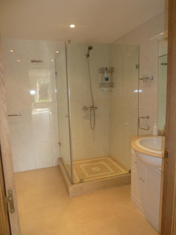 Villa Maxine ماربيا الغرفة الصورة